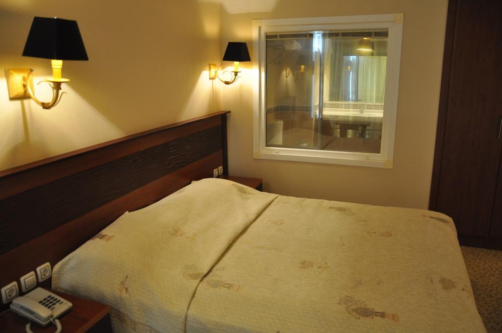 Grand Nicea Hotel Iznik Room photo